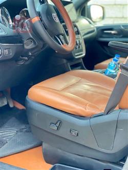 دودج جراند كارافان